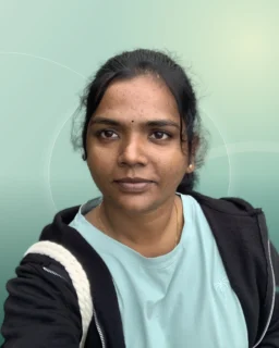 Profilfoto von Thishana aus Kleve. Berufswunsch: Lagerhelfer/in. Branche: Logistik, Transport, Verkehr.