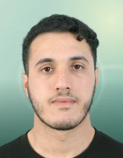 Profilfoto von Sofiane aus Braunschweig. Berufswunsch: Fachkraft – Kurier-, Express- und Postdienstleistungen und Kommissionierer/in. Branche: Gastronomie, Hotellerie, Tourismus und Lebensmittel, Getränke.