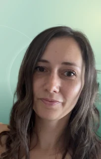 Profilfoto von Ivana aus Bad Homburg vor der Höhe. Berufswunsch: Packhelfer/in und Warenverräumer/in. Branche: Lebensmittel, Getränke und Logistik, Transport, Verkehr.