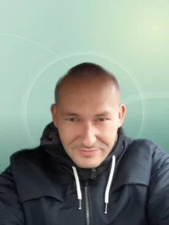 Profilfoto von Ihor aus Leonberg. Berufswunsch: Bauhelfer/in und Alltagshelfer/in. Branche: Holz, Papier und Bauwesen, Architektur.