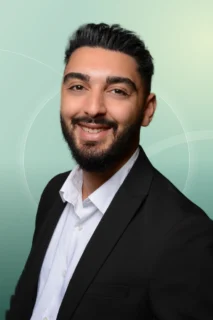 Profilfoto von Güney aus Velbert. Berufswunsch: Kundenberater/in. Branche: Beratung, Consulting.