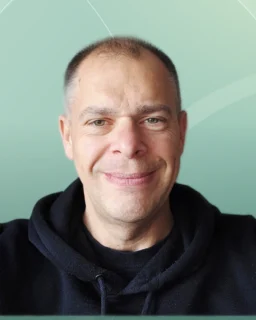 Profilfoto von Benjamin aus Salzgitter. Berufswunsch: Abfüller/in. Branche: Verkauf, Handel.