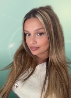 Profilfoto von Sohana aus English Channel. Berufswunsch: Bürohelfer/in. Branche: Verwaltung, Öffentlicher Dienst.