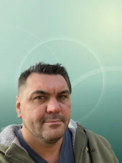 Profilfoto von Viktor aus Bahrdorf. Berufswunsch: Logistikhelfer/in. Branche: Logistik, Transport, Verkehr und Verkauf, Handel.