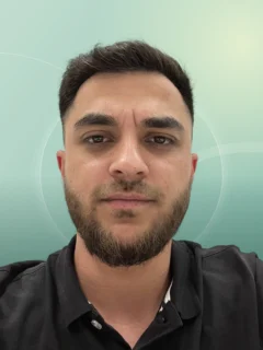 Profilfoto von Daleer aus Bad Nauheim. Berufswunsch: Assistent/in – Produktdesign und Lagerhelfer/in. Branche: Logistik, Transport, Verkehr.