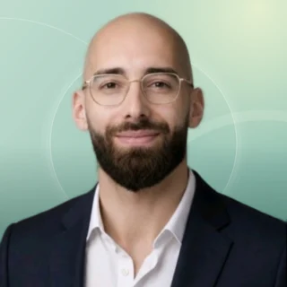 Profilfoto von Deniz aus Duisburg. Berufswunsch: Fitnesstrainer/in. Branche: Beratung, Consulting.