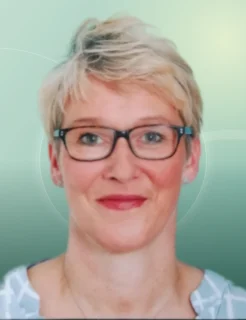 Profilfoto von Anja aus Emden. Berufswunsch: Betreuungskraft und Bürohelfer/in. Branche: Logistik, Transport, Verkehr und Verkauf, Handel.