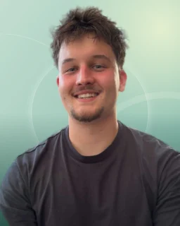 Profilfoto von Leon aus Lehrte. Berufswunsch: Fitnesstrainer/in. Branche: Beratung, Consulting.