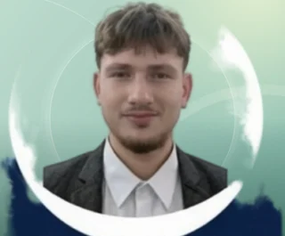 Profilfoto von Bilal aus Buxtehude. Berufswunsch: Night Audit und Hotelempfang/-rezeption. Branche: Gastronomie, Hotellerie, Tourismus.