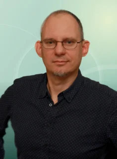 Profilfoto von Sergiy aus Hamburg. Berufswunsch: Gebäudereiniger/in. Branche: Reinigung, Facility Management.