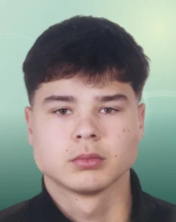 Profilfoto von Artjom aus Niederkassel. Berufswunsch: Bauhelfer/in. Branche: Lebensmittel, Getränke.