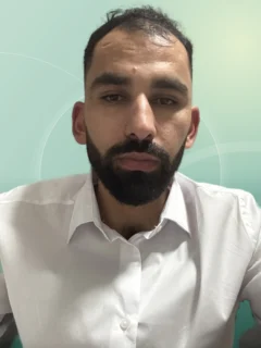 Profilfoto von Javid aus Schwabach. Berufswunsch: Elektroniker/in – Energie- und Gebäudetechnik. Branche: Elektronik.