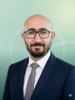 Profilfoto von Ömer aus Erlangen. Berufswunsch: Ingenieur/in – Chemietechnik. Branche: Produktion, Fertigung.
