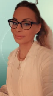 Profilfoto von Annika aus Wedel. Berufswunsch: Account-Manager/in und Arbeitsvorbereiter/in. Branche: Kundenservice und Verkauf, Handel.