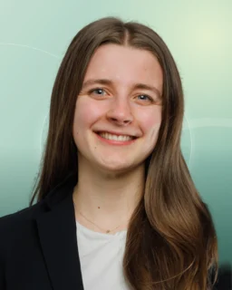 Profilfoto von Finja aus Pforzheim. Berufswunsch: Betriebswirt/in - Werbung, Marketingkommunikation. Branche: Marketing, Werbung.