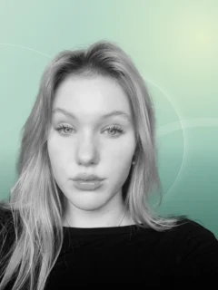 Profilfoto von Hannah aus Flensburg. Berufswunsch: Barista und Barkeeper/in. Branche: Bildung, Pädagogik und Design, Musik, Tanz, Schauspiel.