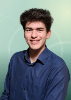 Profilfoto von Maximilian aus Regensburg. Berufswunsch: Kaufmann/-frau – Büromanagement. Branche: Jura, Rechtswesen.