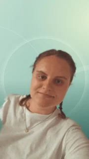 Profilfoto von Laura aus München. Berufswunsch: Lehrer/in. Branche: Haushalt, Babysitting.