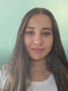 Profilfoto von Lana aus Gießen. Berufswunsch: Altenpflegehelfer/in. Branche: Medizin, Psychologie, Pflege.