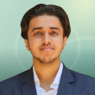 Profilfoto von Kaab aus Deggendorf. Berufswunsch: Alltagshelfer/in und Assistent/in – Informatik (technische Informatik). Branche: IT, Informatik, Programmierung und Logistik, Transport, Verkehr.