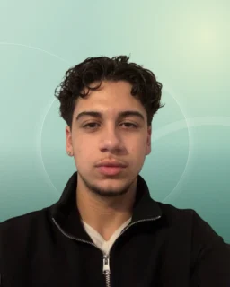 Profilfoto von Jeremy aus Grevenbroich. Berufswunsch: Warenverräumer/in. Branche: Verkauf, Handel.