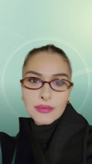 Profilfoto von Edibe aus Ludwigsburg. Berufswunsch: Kassierer/in und Kundenberater/in. Branche: Kundenservice.