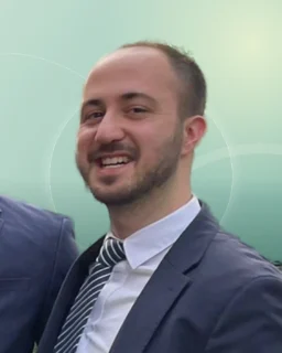 Profilfoto von Sepehr aus Essen. Berufswunsch: Marktforscher/in. Branche: Beratung, Consulting und Marketing, Werbung.