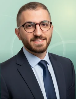 Profilfoto von Ayham aus Aachen. Berufswunsch: Kundenberater/in und Projektkoordinator/in. Branche: Beratung, Consulting und Kundenservice.