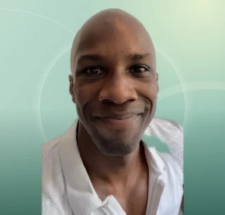 Profilfoto von Guy aus Nürnberg. Berufswunsch: IT-Kundenbetreuer/in und Kundenberater/in. Branche: IT, Informatik, Programmierung und Kundenservice.