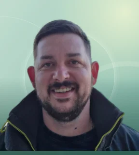Profilfoto von Jovo aus Potsdam. Berufswunsch: Servicekraft. Branche: Bildung, Pädagogik.