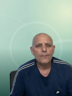 Profilfoto von Angel aus Trier. Berufswunsch: Fahrer/in und Servicemitarbeiter/in. Branche: Landwirtschaft, Garten und Lebensmittel, Getränke.