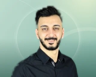 Profilfoto von Karam aus Saarbrücken. Berufswunsch: Assistent/in – Hotelmanagement. Branche: IT, Informatik, Programmierung und Management.