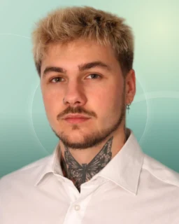 Profilfoto von Phillip aus Halle (Saale). Berufswunsch: Lieferfahrer/in. Branche: Bauwesen, Architektur und Holz, Papier.