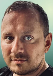 Profilfoto von Christoph aus Lüssow. Berufswunsch: Warenverräumer/in. Branche: Logistik, Transport, Verkehr.