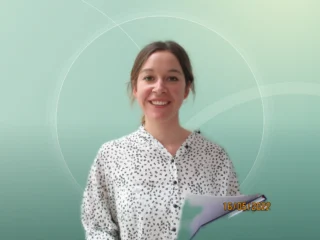 Profilfoto von Júlia aus Freising. Berufswunsch: Ernäherungsberater/in und Ingenieur/in – Lebensmitteltechnologie. Branche: Beratung, Consulting und Naturwissenschaften, Labor.