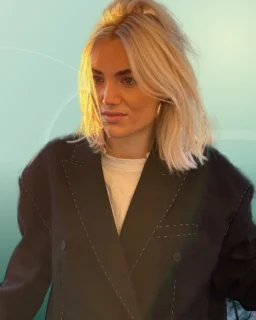 Profilfoto von Simkje aus Hamburg. Berufswunsch: Account-Manager/in und Social-Media-Manager/in. Branche: Design, Musik, Tanz, Schauspiel und Bildung, Pädagogik.