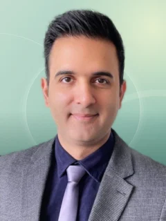 Profilfoto von Farzin aus Hannover. Berufswunsch: Inbetriebnahmeingenieur/in und Ingenieur/in – Elektromobilität. Branche: Technik, Technologiefelder.
