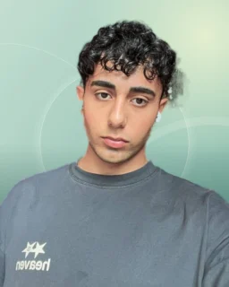 Profilfoto von Araz aus Rösrath. Berufswunsch: 3D-Designer/in. Branche: IT, Informatik, Programmierung.