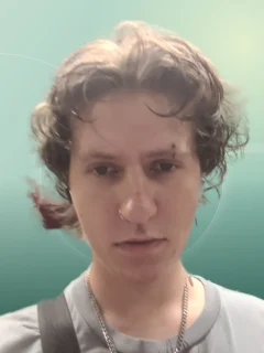 Profilfoto von Silas aus Berlin. Berufswunsch: Bürohelfer/in und Callcenter Agent/in. Branche: Beratung, Consulting und Bildung, Pädagogik.