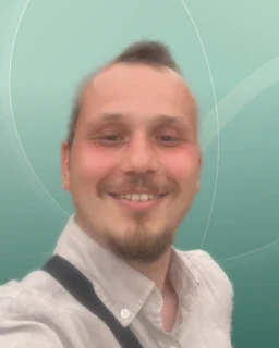 Profilfoto von Ozan aus Nürnberg. Berufswunsch: Analytiker/in – Chemie und Arzneimittelchemiker/in. Branche: Körperpflege, Hauswirtschaft, Hygiene und Produktion, Fertigung.