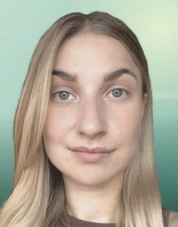 Profilfoto von Romy aus Recklinghausen. Berufswunsch: Kassierer/in und Servicekraft. Branche: Gastronomie, Hotellerie, Tourismus und Lebensmittel, Getränke.