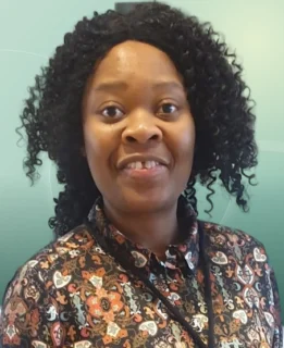 Profilfoto von Laure aus Saarbrücken. Berufswunsch: Arbeitsvorbereiter/in und Assistent/in – Technische Kommunikation und Dokumentation. Branche: Technik, Technologiefelder.