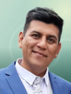 Profilfoto von Pedro aus Dresden. Berufswunsch: Fachkraft - Metalltechnik und Küchenhilfe. Branche: Gastronomie, Hotellerie, Tourismus und Metall, Maschinenbau.