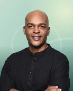 Profilfoto von Pascal aus Hamburg. Berufswunsch: Business-Moderator/in und Event-Moderator/in. Branche: Design, Musik, Tanz, Schauspiel und Medien, Verlag, Druck.