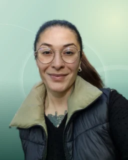 Profilfoto von Meryem aus Atlantic Ocean. Berufswunsch: Bürohelfer/in. Branche: Wirtschaft, Sekretariat.