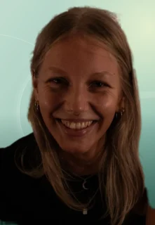 Profilfoto von Christina aus Mainz. Berufswunsch: Baumpfleger/in und Betreuungsassistent/in. Branche: Kundenservice und Landwirtschaft, Garten.