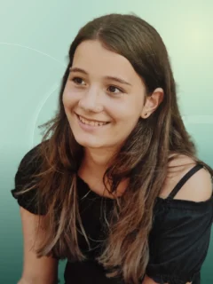 Profilfoto von Carolina aus Bergatreute. Berufswunsch: Abfüller/in und Alltagshelfer/in. Branche: Haushalt, Babysitting und Logistik, Transport, Verkehr.