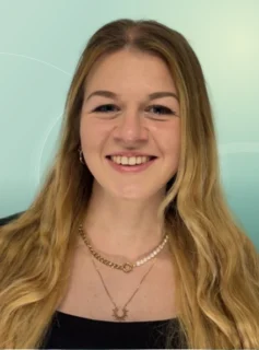 Profilfoto von Angelina aus Neuwied. Berufswunsch: Blogger/in und Warenverräumer/in. Branche: Körperpflege, Hauswirtschaft, Hygiene und Kundenservice.