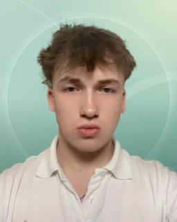 Profilfoto von Tristan aus Langballig. Berufswunsch: Abfüller/in und Alltagshelfer/in. Branche: Haushalt, Babysitting und Management.
