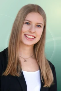 Profilfoto von Leonie aus Luhe-Wildenau. Berufswunsch: Fitnesstrainer/in und Kinderanimateur/in. Branche: Bildung, Pädagogik und Events, Messen, Promotion.